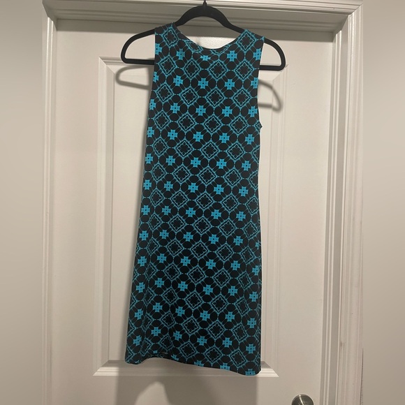 Magnolia Black and Blue Geometric Midi Dress - Picture 4 of 4
